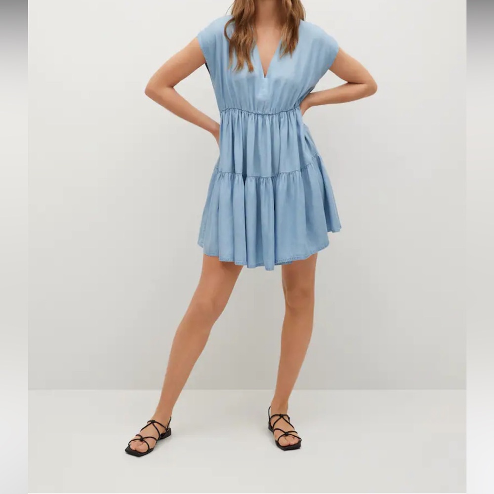Ruffled dress